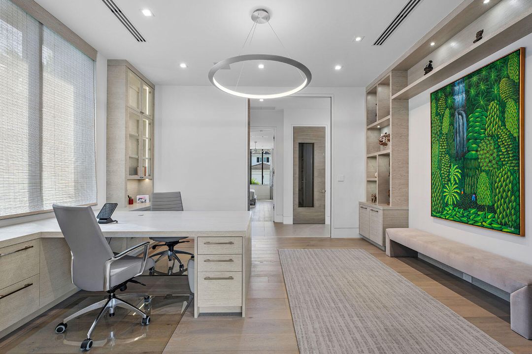 For Sale: $20,000,000 (5 beds, 6 baths, 7536 Square Feet)