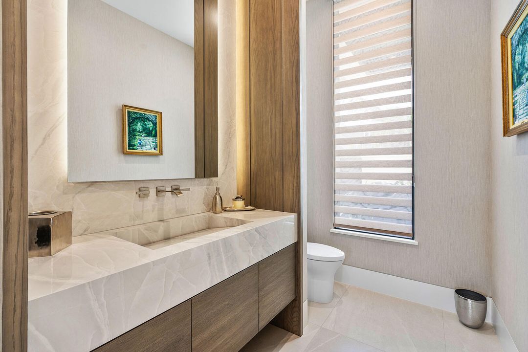 For Sale: $20,000,000 (5 beds, 6 baths, 7536 Square Feet)