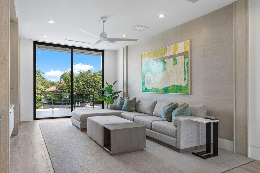 For Sale: $20,000,000 (5 beds, 6 baths, 7536 Square Feet)