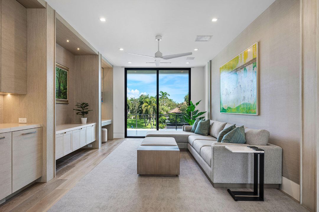 For Sale: $20,000,000 (5 beds, 6 baths, 7536 Square Feet)