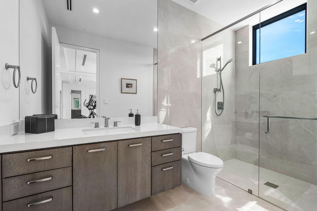 For Sale: $20,000,000 (5 beds, 6 baths, 7536 Square Feet)