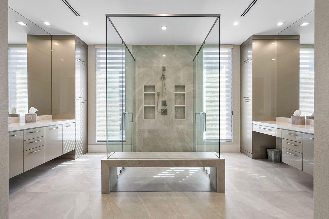 For Sale: $20,000,000 (5 beds, 6 baths, 7536 Square Feet)