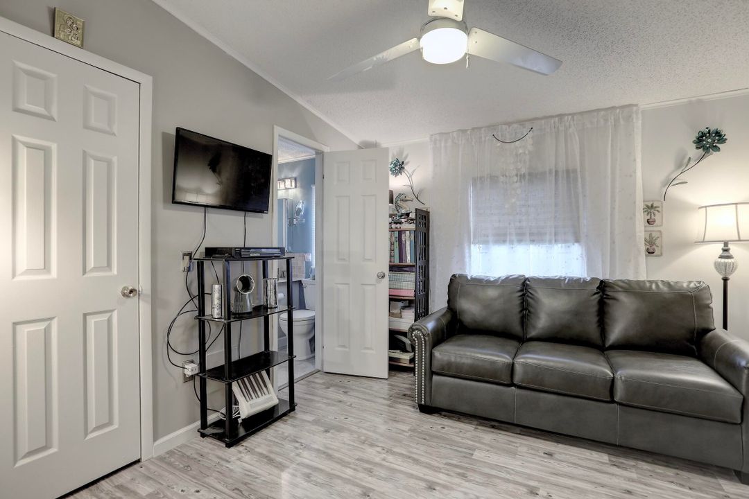 En Venta: $199,000 (2 camas, 2 baños, 1417 Pies cuadrados)