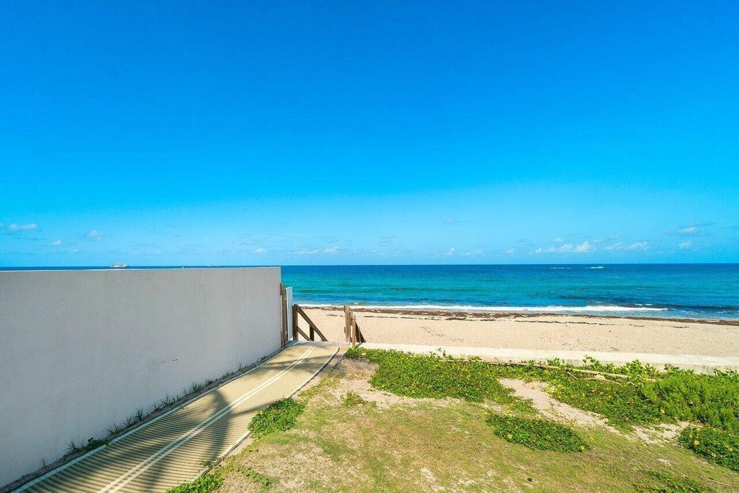 出租: $40,000 (3 贝兹, 3 浴室, 2187 平方英尺)