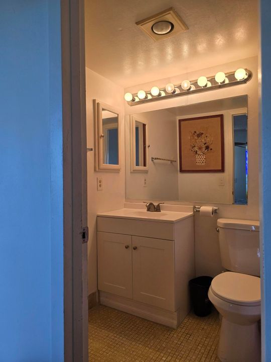 待售: $84,000 (1 贝兹, 1 浴室, 720 平方英尺)