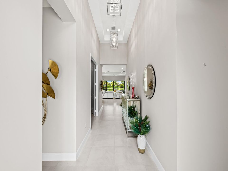 待售: $1,649,000 (3 贝兹, 3 浴室, 2425 平方英尺)