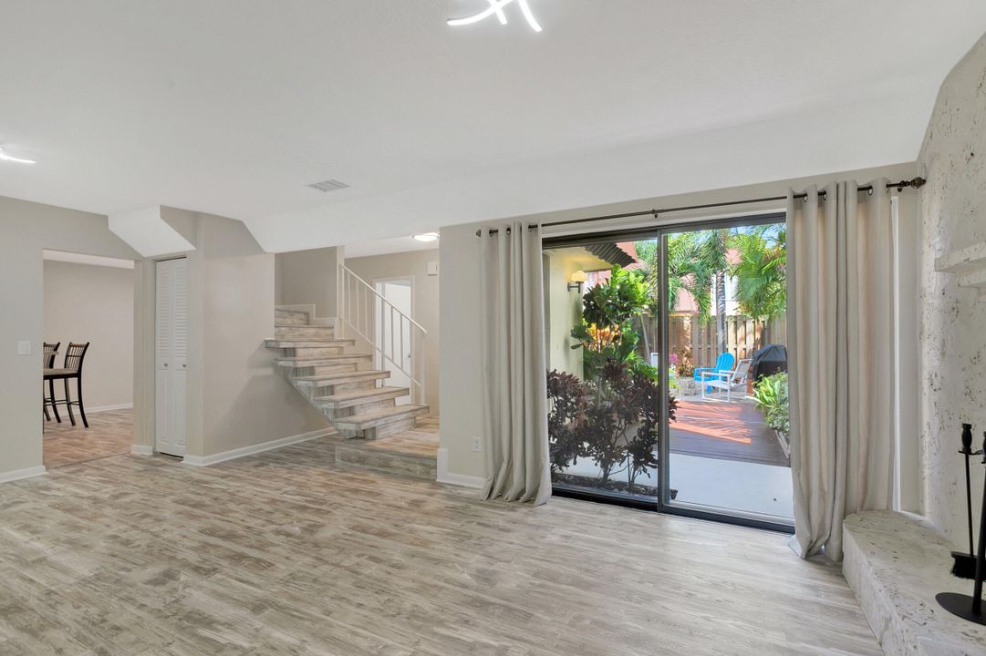 En Venta: $375,000 (2 camas, 1 baños, 1157 Pies cuadrados)