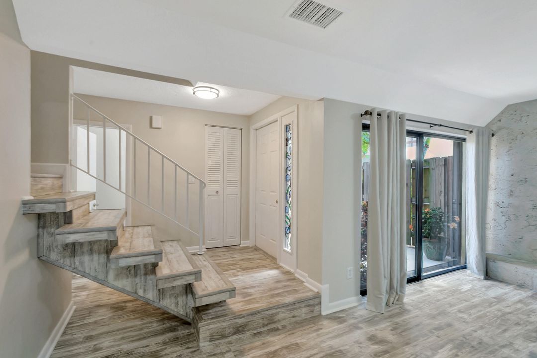 En Venta: $375,000 (2 camas, 1 baños, 1157 Pies cuadrados)