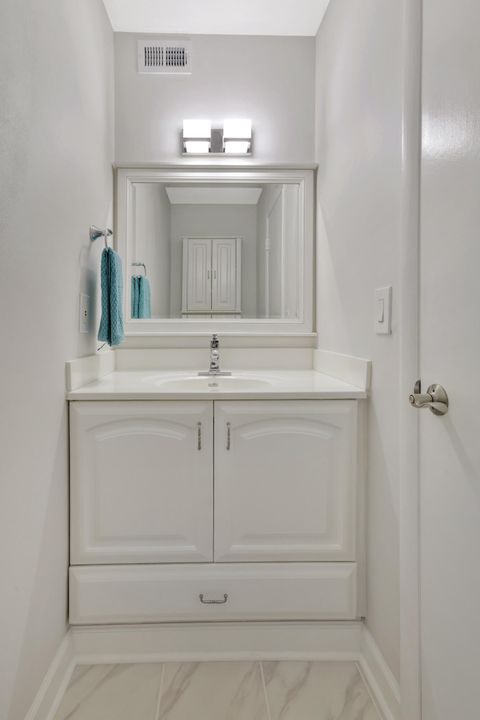 En Venta: $375,000 (2 camas, 1 baños, 1157 Pies cuadrados)