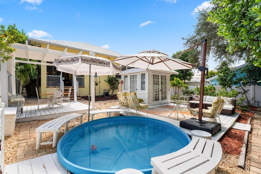 En Venta: $1,250,000 (3 camas, 3 baños, 2015 Pies cuadrados)