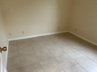 For Sale: $319,990 (3 beds, 2 baths, 1377 Square Feet)