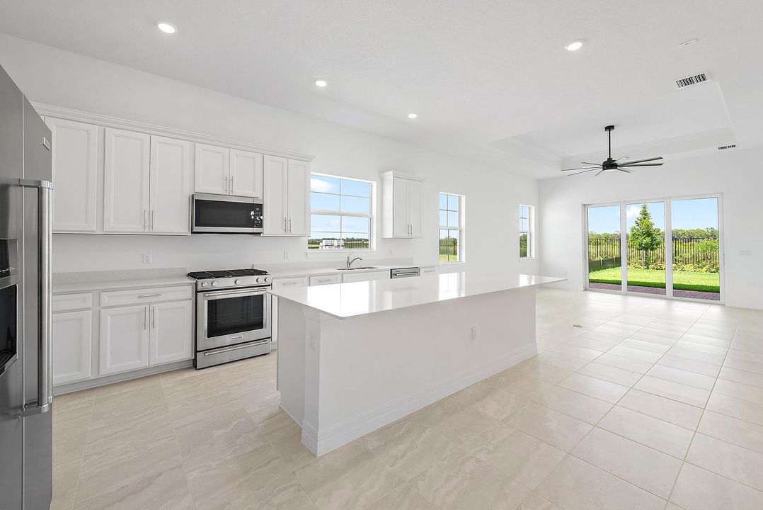 For Rent: $4,650 (3 beds, 2 baths, 2080 Square Feet)