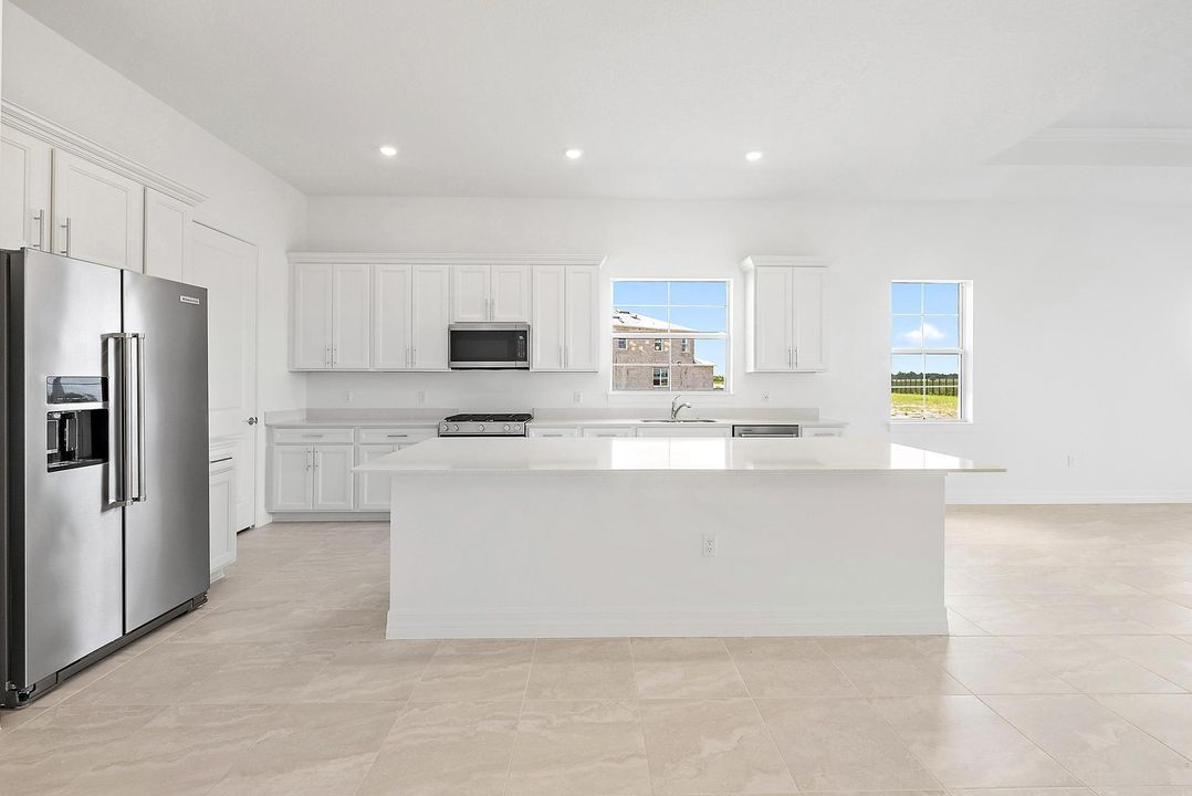 For Rent: $4,650 (3 beds, 2 baths, 2080 Square Feet)