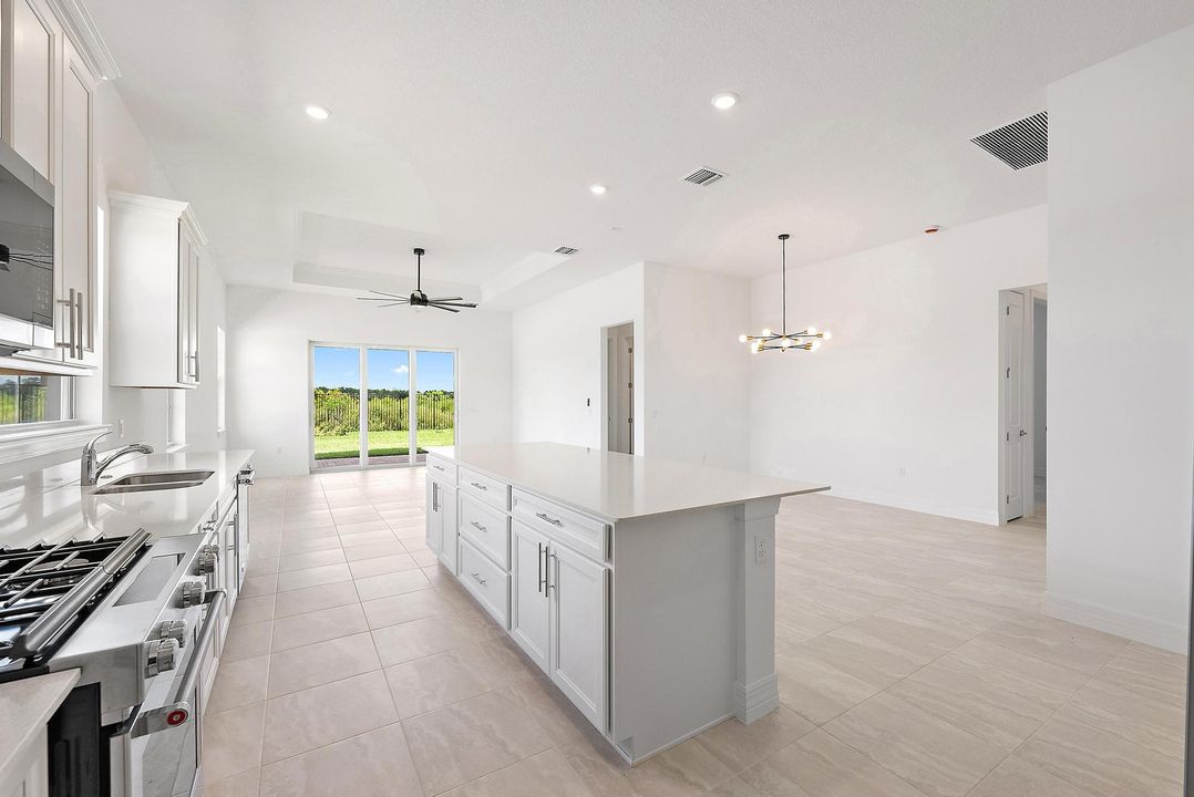 For Rent: $4,650 (3 beds, 2 baths, 2080 Square Feet)