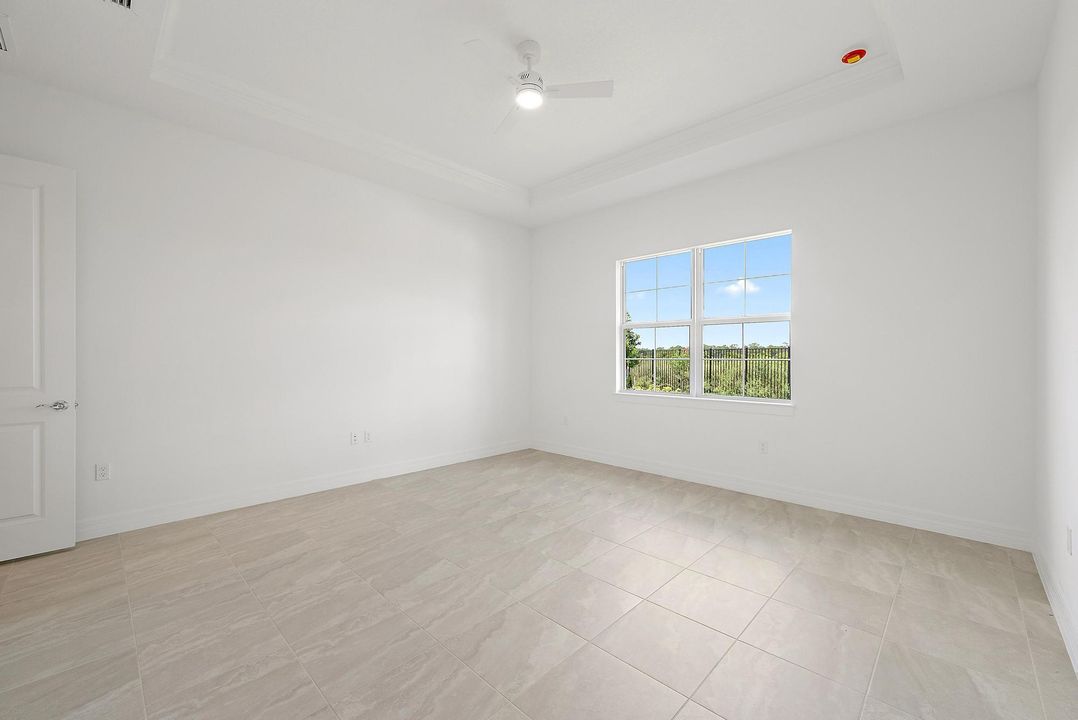 For Rent: $4,650 (3 beds, 2 baths, 2080 Square Feet)