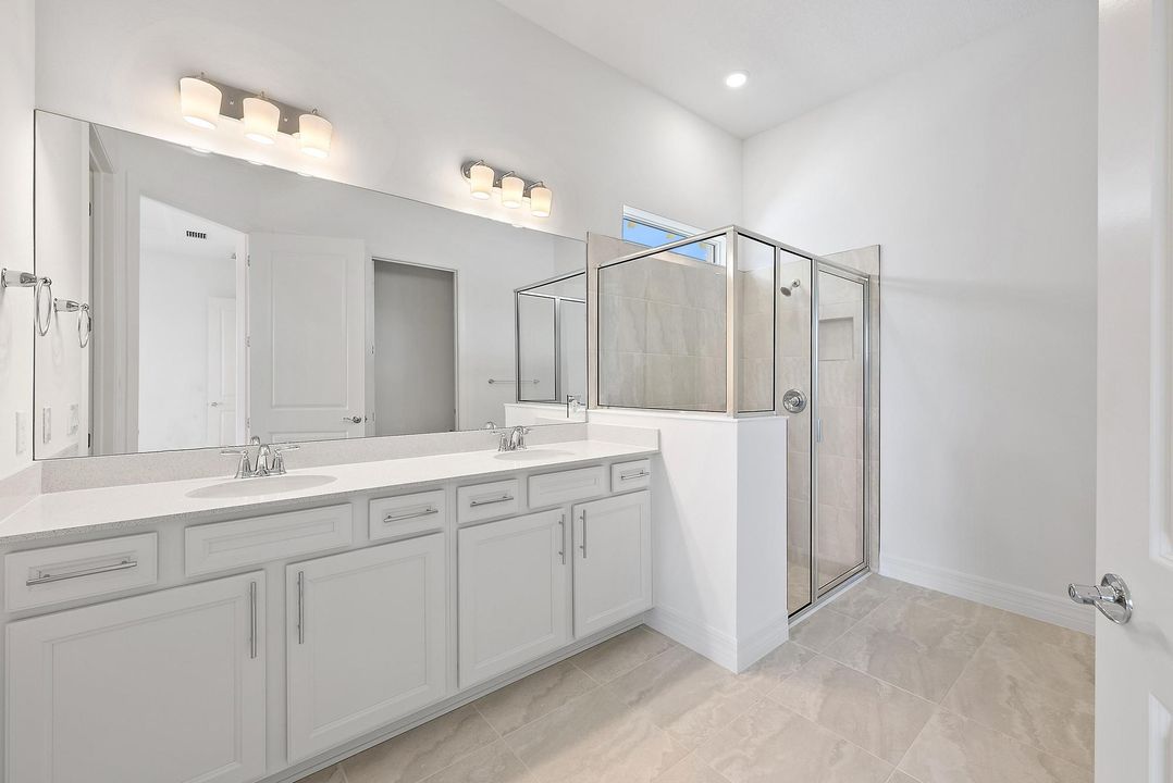 For Rent: $4,650 (3 beds, 2 baths, 2080 Square Feet)