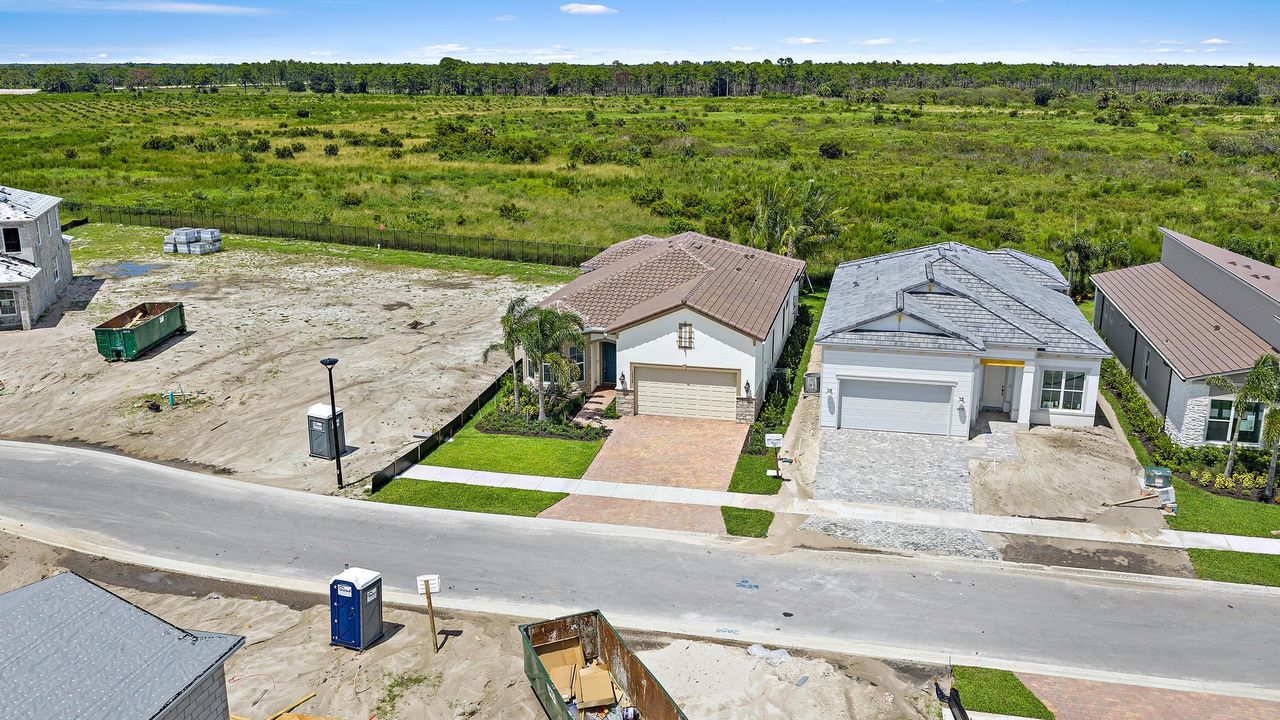 For Rent: $4,650 (3 beds, 2 baths, 2080 Square Feet)