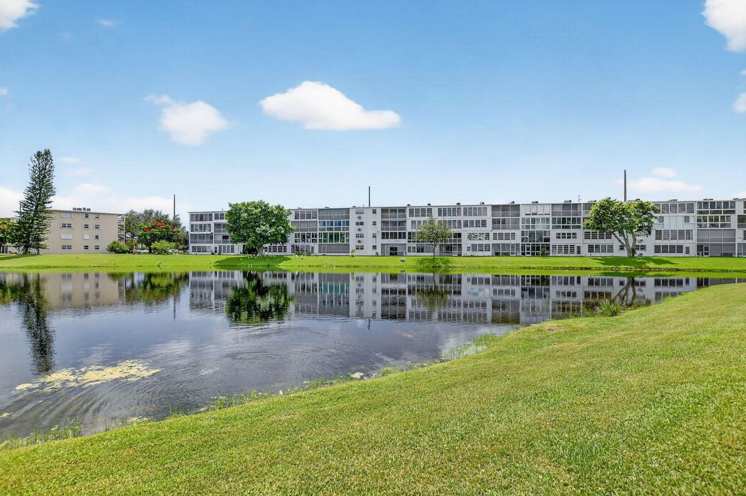 待售: $62,500 (1 贝兹, 1 浴室, 585 平方英尺)