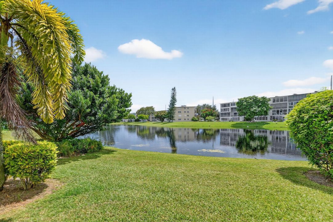 待售: $62,500 (1 贝兹, 1 浴室, 585 平方英尺)