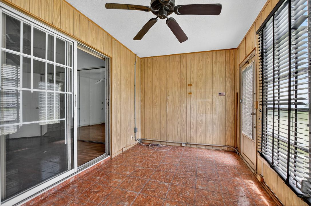 待售: $62,500 (1 贝兹, 1 浴室, 585 平方英尺)