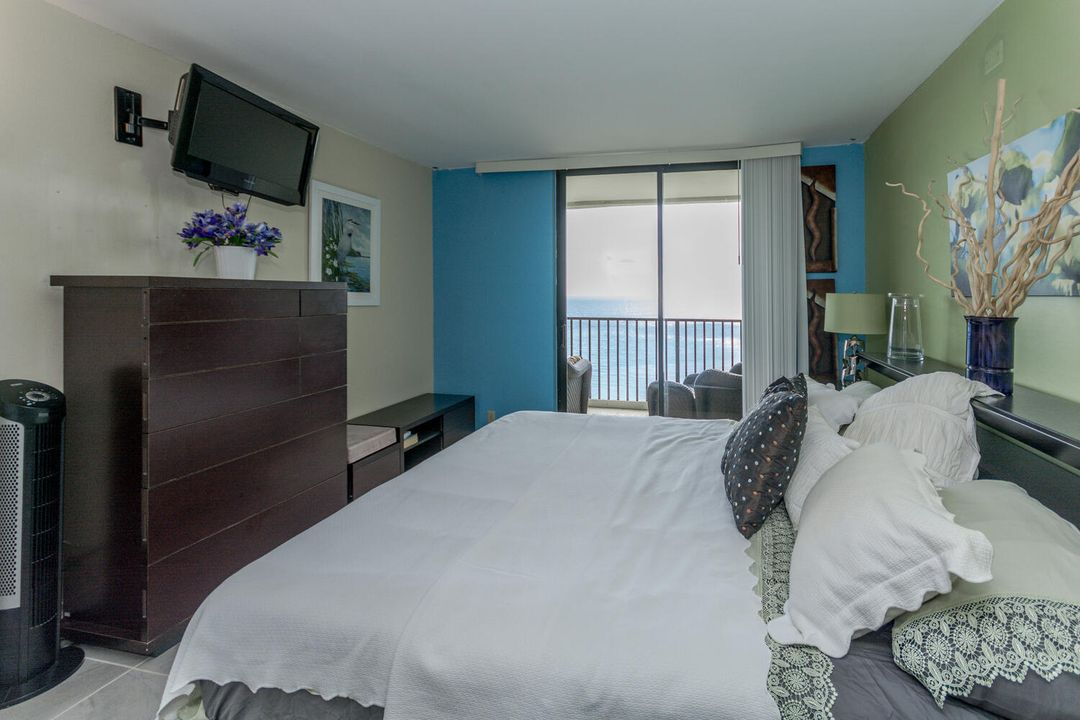 Под контрактом: $6,000 (2 спален, 2 ванн, 1170 Квадратных фут)