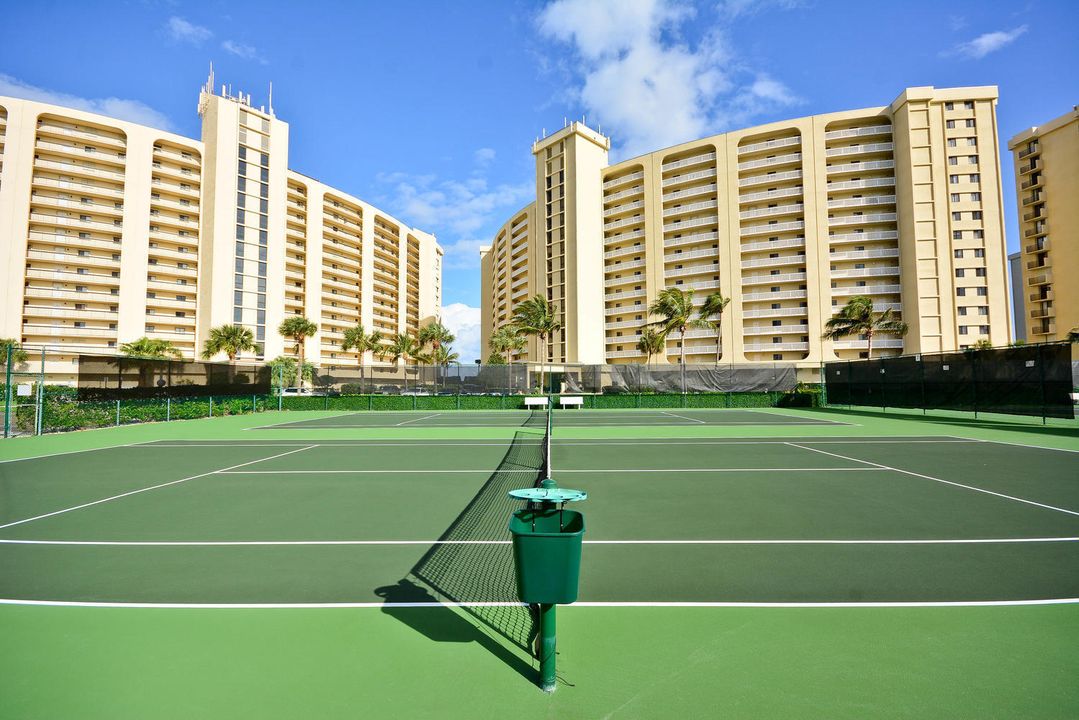 Под контрактом: $6,000 (2 спален, 2 ванн, 1170 Квадратных фут)