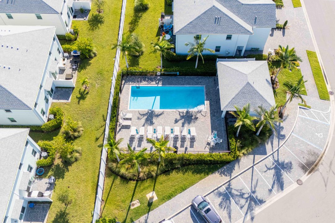 待售: $442,500 (3 贝兹, 2 浴室, 1808 平方英尺)