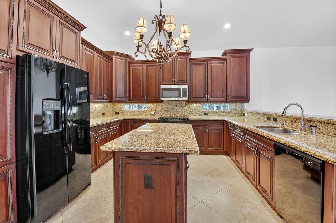 На продажу: $682,500 (3 спален, 2 ванн, 2751 Квадратных фут)