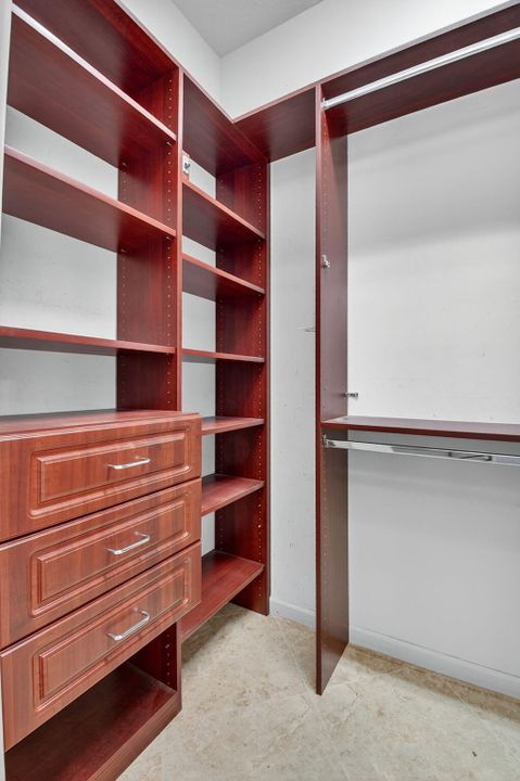 На продажу: $682,500 (3 спален, 2 ванн, 2751 Квадратных фут)