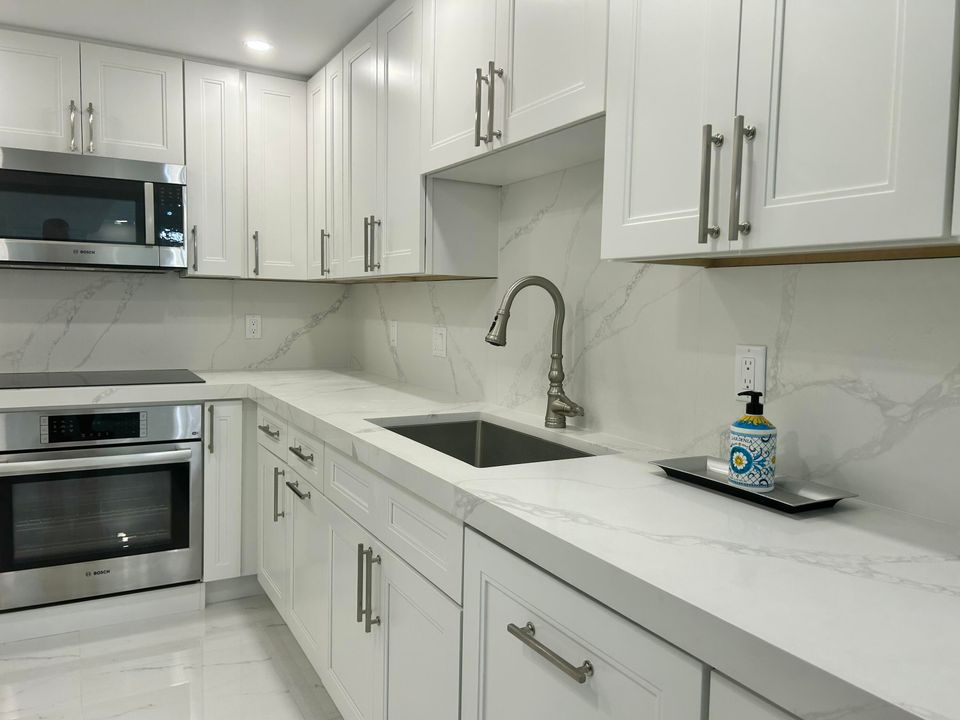 For Rent: $12,000 (2 beds, 2 baths, 1402 Square Feet)