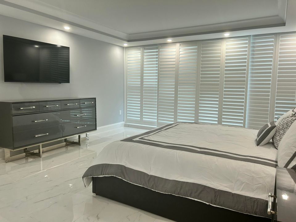 For Rent: $12,000 (2 beds, 2 baths, 1402 Square Feet)