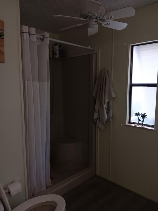 待售: $279,900 (2 贝兹, 2 浴室, 1485 平方英尺)