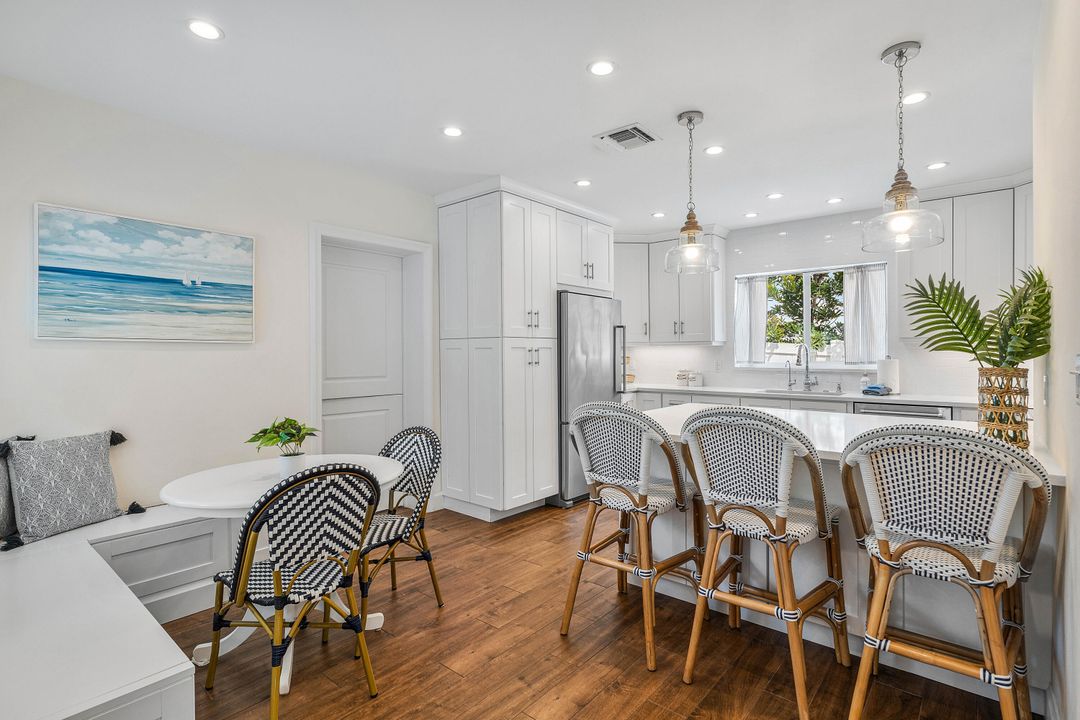 Active With Contract: $1,249,000 (3 beds, 2 baths, 1821 Square Feet)