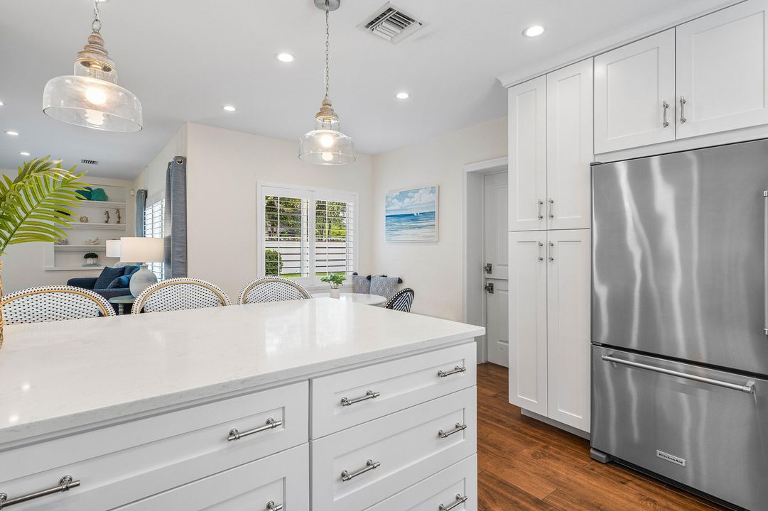 Active With Contract: $1,249,000 (3 beds, 2 baths, 1821 Square Feet)