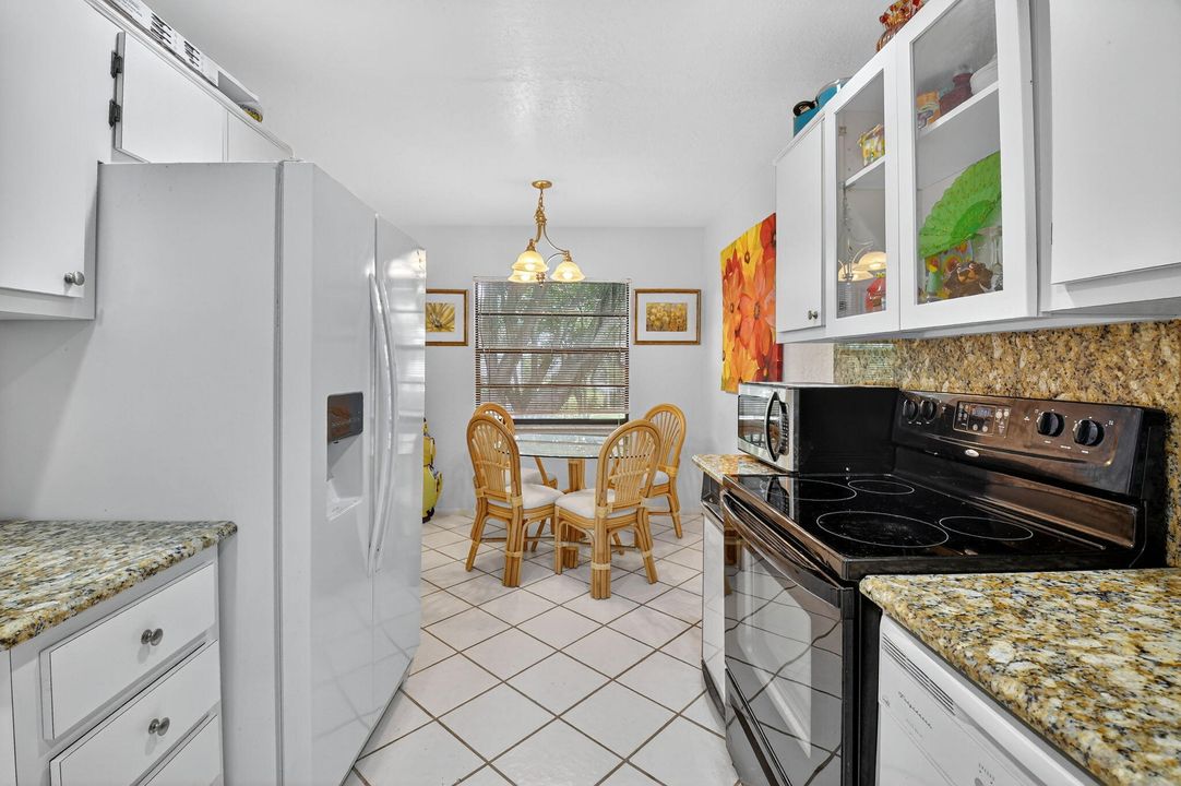 For Sale: $74,000 (2 beds, 2 baths, 1429 Square Feet)