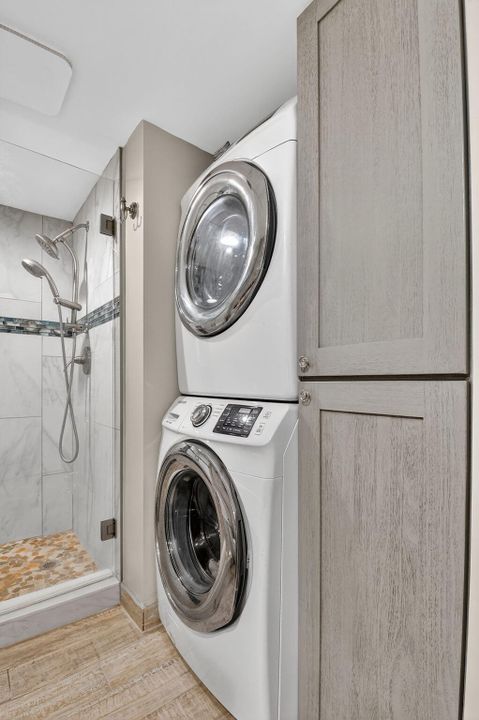 For Sale: $74,000 (2 beds, 2 baths, 1429 Square Feet)