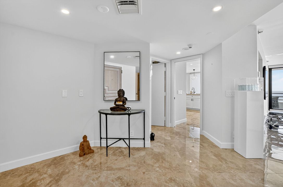 For Rent: $12,500 (2 beds, 2 baths, 2156 Square Feet)