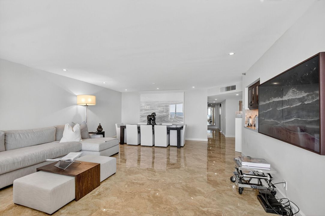 For Rent: $12,500 (2 beds, 2 baths, 2156 Square Feet)