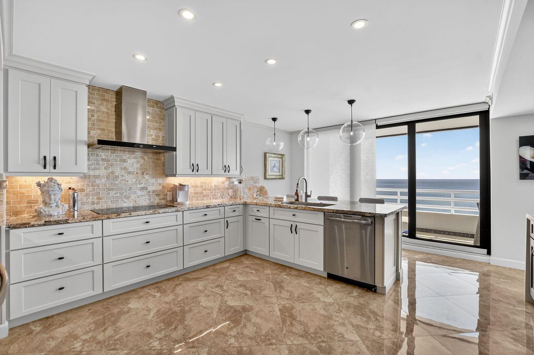 For Rent: $12,500 (2 beds, 2 baths, 2156 Square Feet)