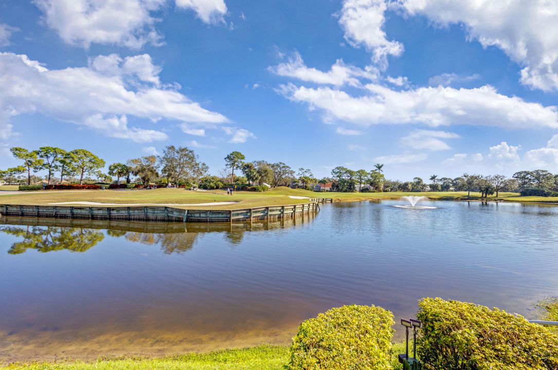 Под контрактом: $849,000 (4 спален, 3 ванн, 2766 Квадратных фут)