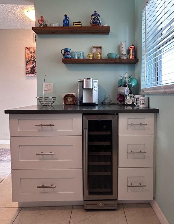 Active With Contract: $148,500 (2 beds, 2 baths, 960 Square Feet)