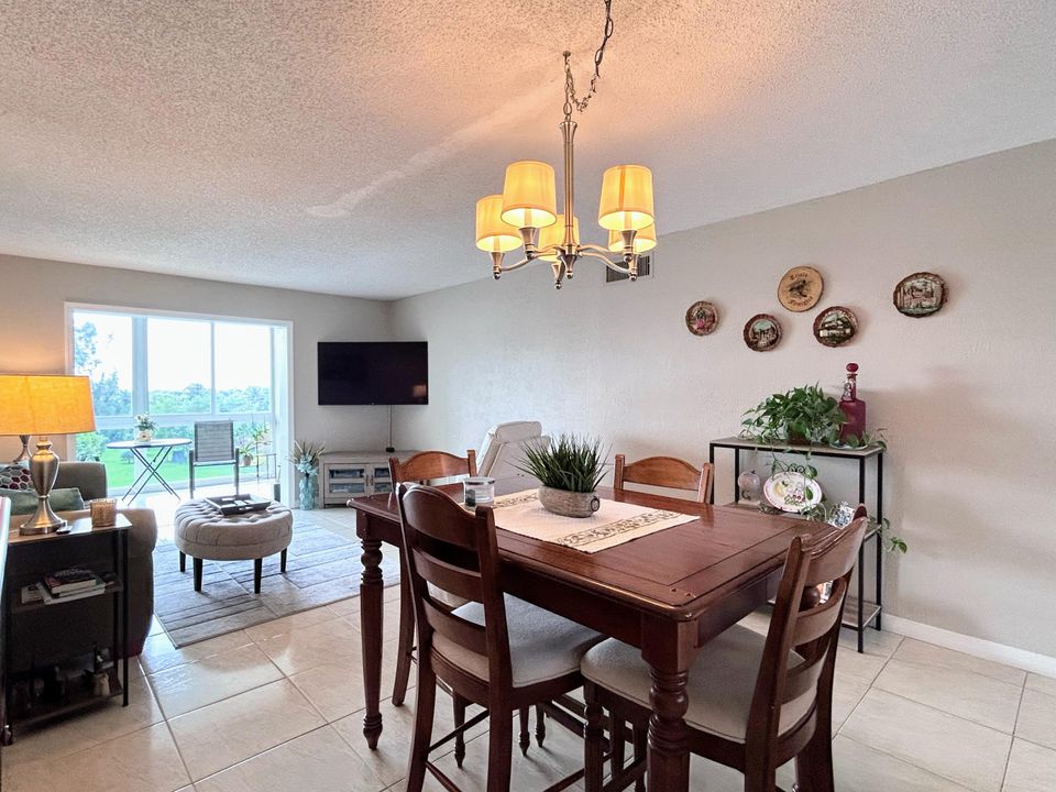 Active With Contract: $148,500 (2 beds, 2 baths, 960 Square Feet)