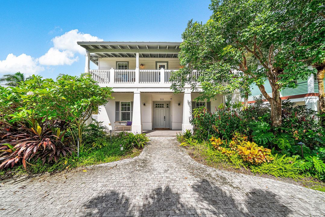 Недавно арендовано: $11,900 (4 спален, 3 ванн, 3197 Квадратных фут)