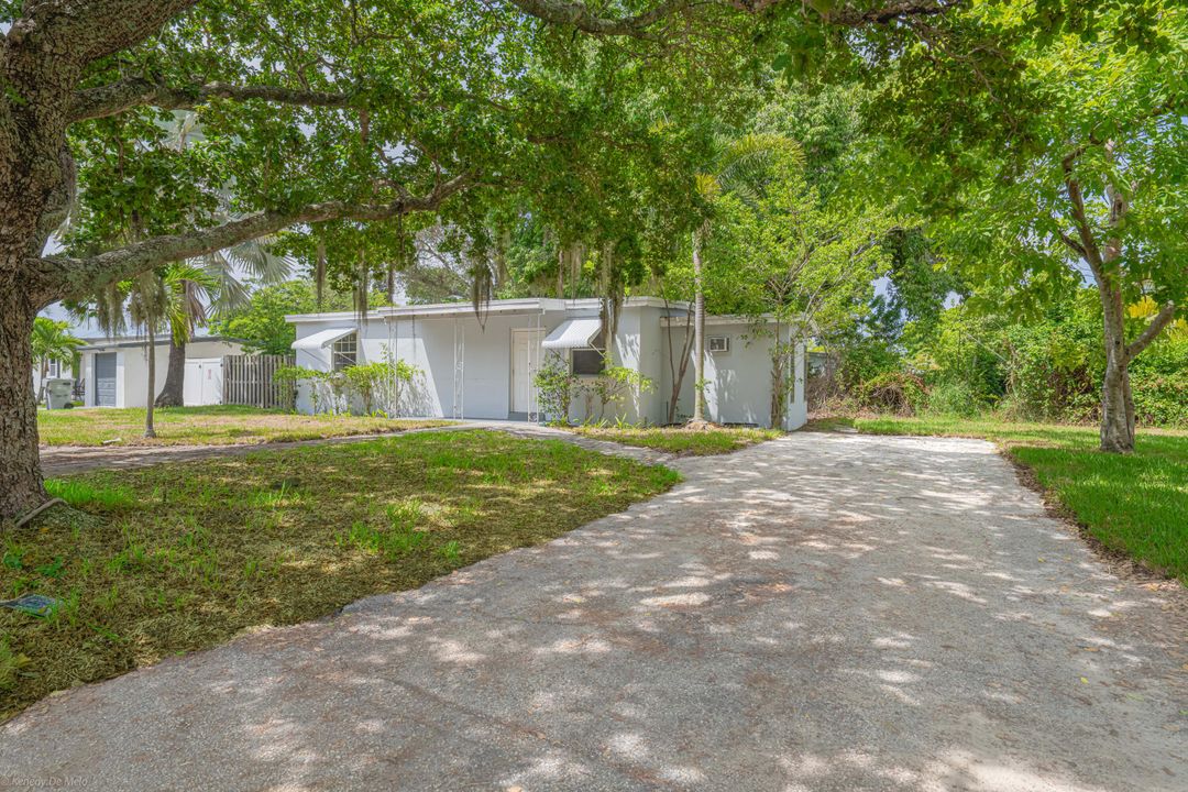 Vendido Recientemente: $349,000 (3 camas, 2 baños, 948 Pies cuadrados)