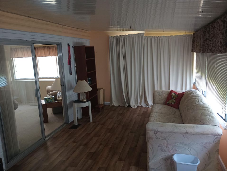 En Venta: $20,000 (3 camas, 2 baños, 1188 Pies cuadrados)