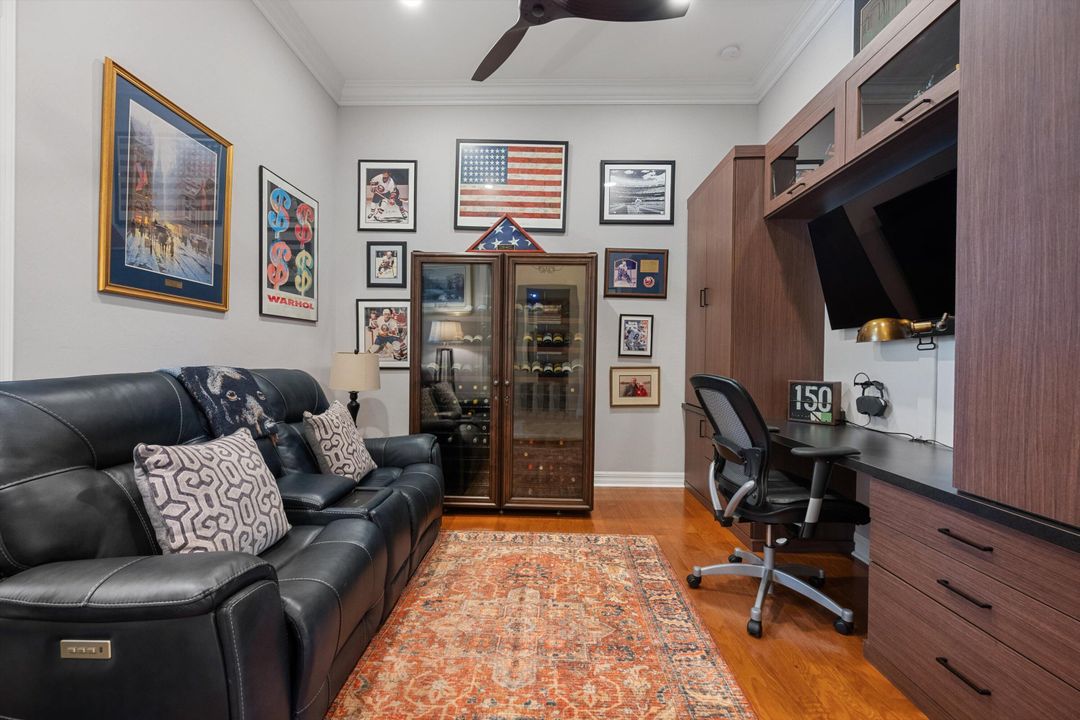 For Sale: $1,549,000 (3 beds, 3 baths, 2561 Square Feet)