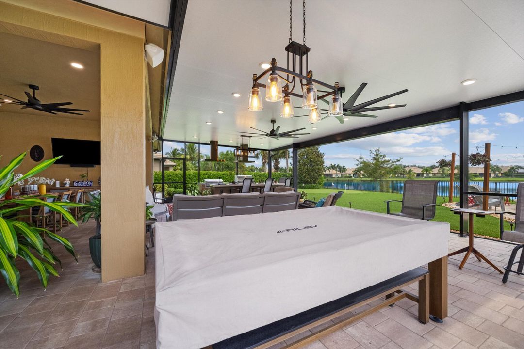 For Sale: $1,549,000 (3 beds, 3 baths, 2561 Square Feet)