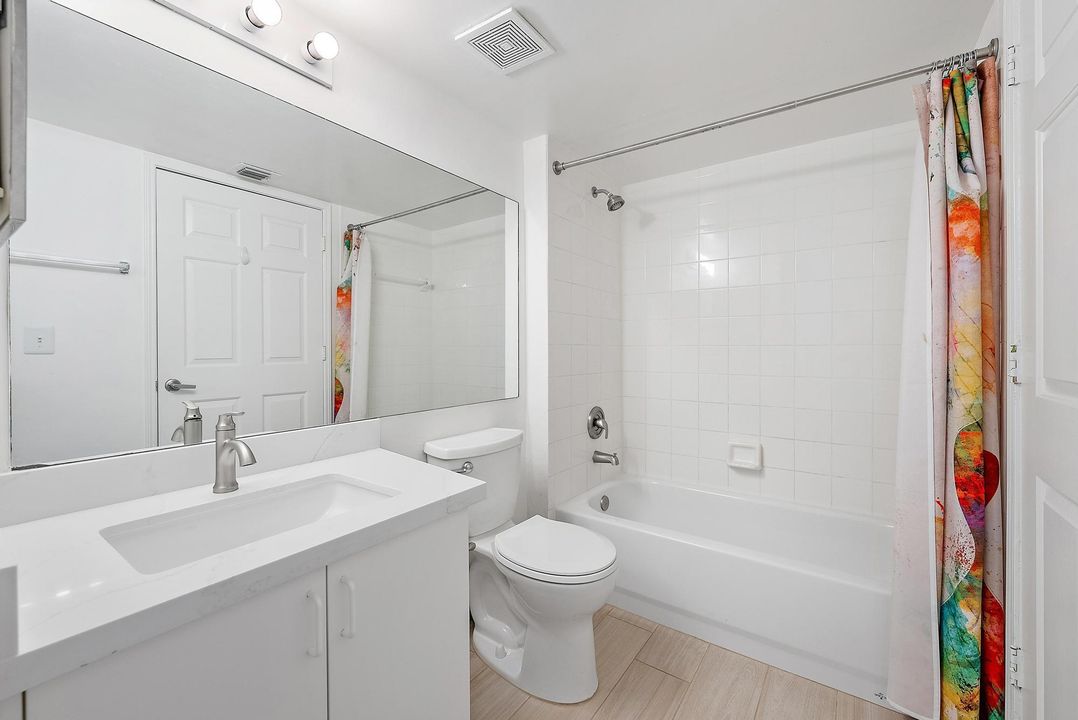 Activo con contrato: $229,000 (1 camas, 1 baños, 707 Pies cuadrados)