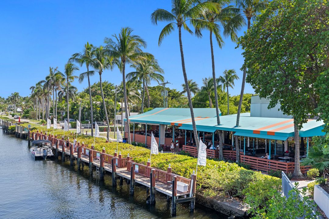 На продажу: $365,000 (2 спален, 2 ванн, 1168 Квадратных фут)