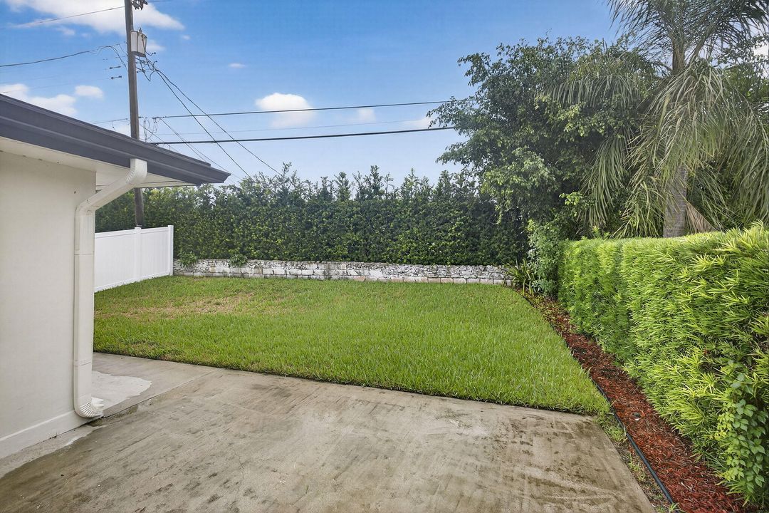 Activo con contrato: $4,500 (2 camas, 2 baños, 1040 Pies cuadrados)